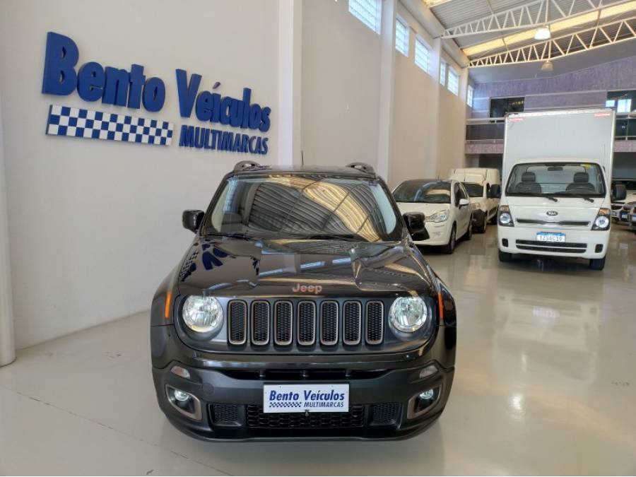 JEEP - RENEGADE - 2016/2016 - Preta - R$ 72.900,00