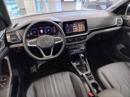 VOLKSWAGEN - T-CROSS - 2024/2025 - Cinza - R$ 175.000,00