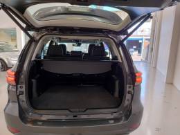 TOYOTA - HILUX SW4 - 2023/2023 - Cinza - R$ 325.000,00
