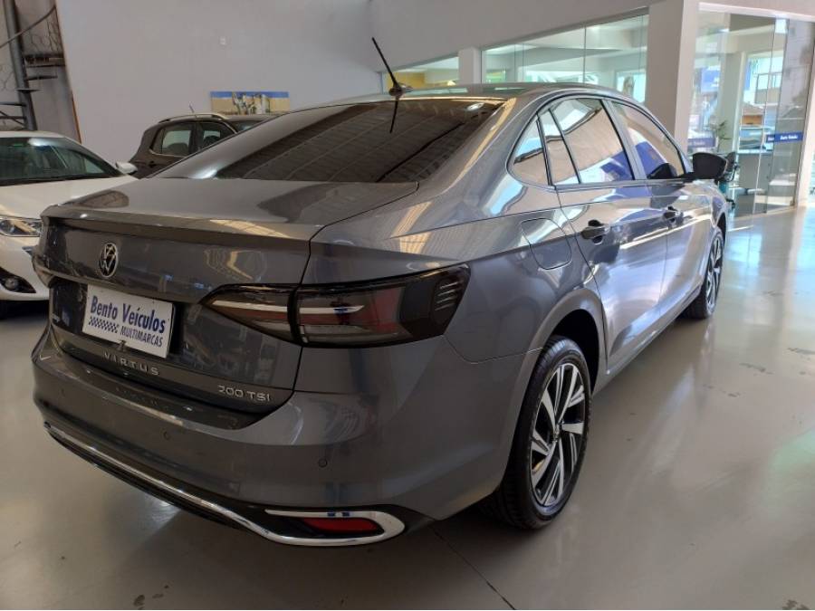 VOLKSWAGEN - VIRTUS - 2023/2024 - Cinza - R$ 125.000,00