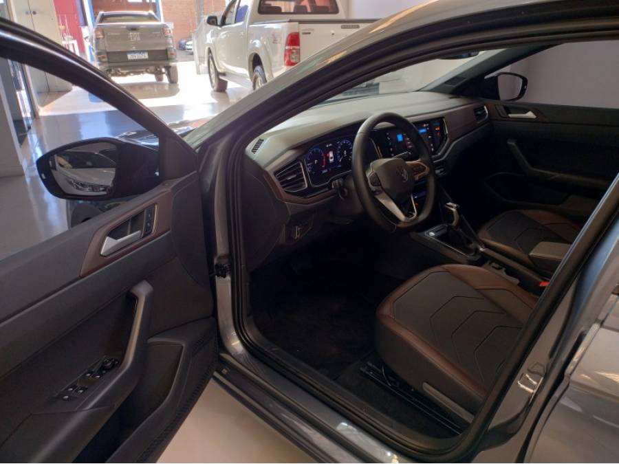 VOLKSWAGEN - VIRTUS - 2023/2024 - Cinza - R$ 125.000,00