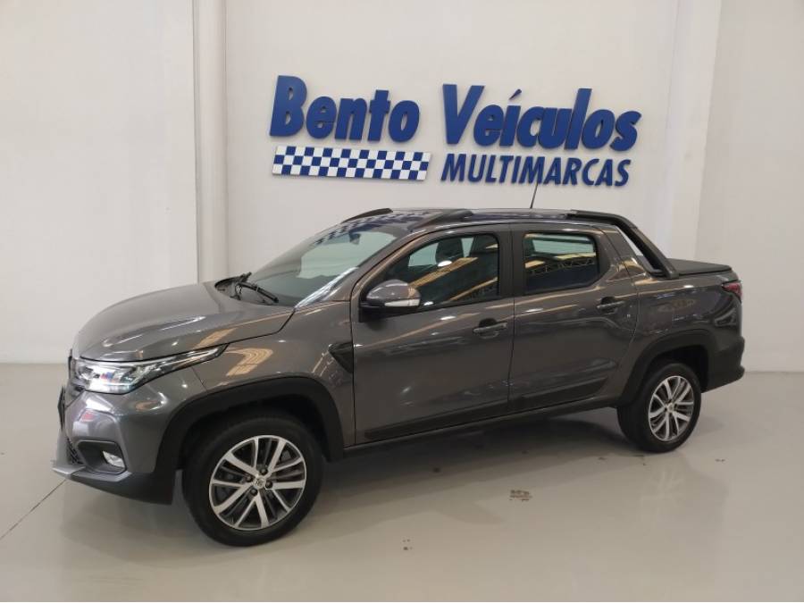 FIAT - STRADA - 2022/2023 - Cinza - R$ 112.900,00
