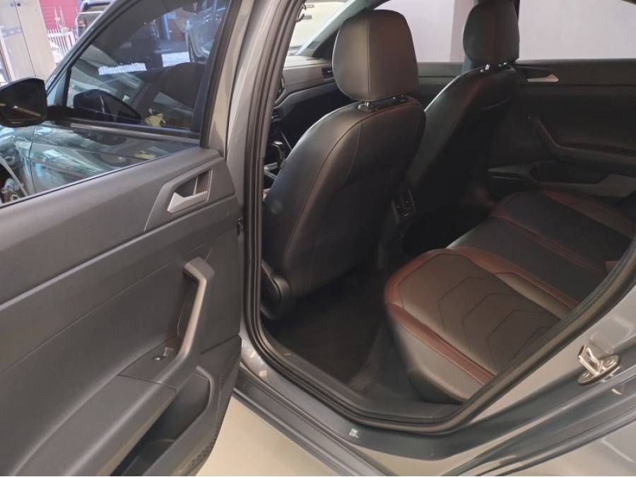 VOLKSWAGEN - VIRTUS - 2023/2024 - Cinza - R$ 125.000,00