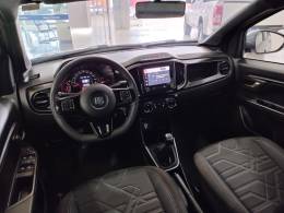 FIAT - STRADA - 2022/2023 - Cinza - R$ 112.900,00