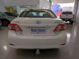 TOYOTA - COROLLA - 2013/2014 - Branca - R$ 74.900,00