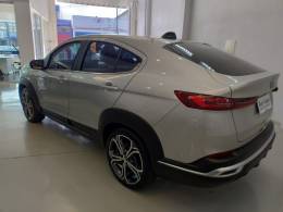FIAT - FASTBACK - 2022/2023 - Prata - R$ 120.900,00