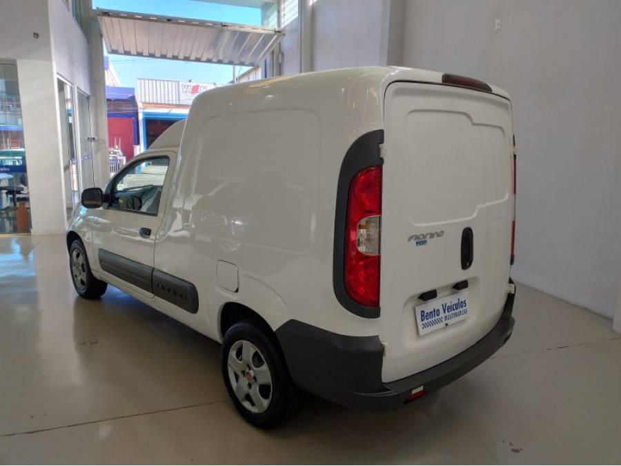 FIAT - FIORINO - 2014/2015 - Branca - R$ 59.900,00
