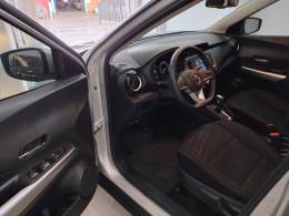NISSAN - KICKS - 2021/2022 - Prata - R$ 102.900,00