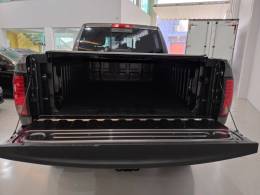 DODGE - RAM - 2015/2016 - Cinza - R$ 245.000,00