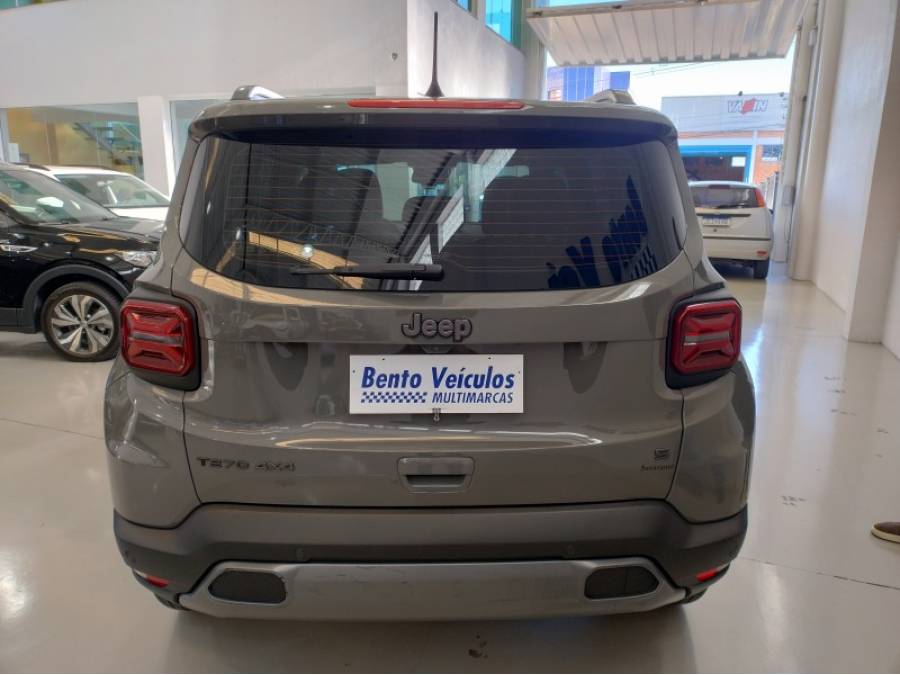 JEEP - RENEGADE - 2022/2022 - Cinza - R$ 125.900,00